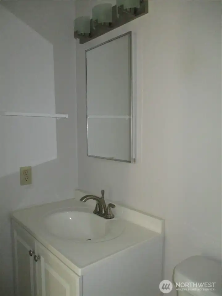 GUEST BATH