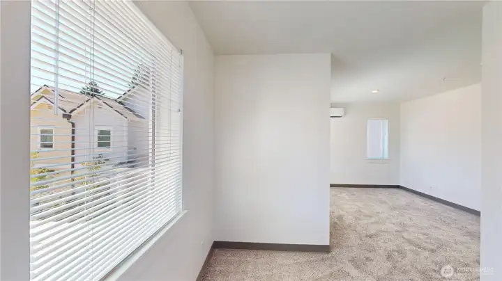 Flex space in primary room