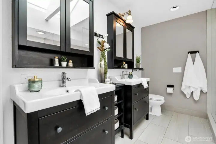 Modern 5 piece en-suite