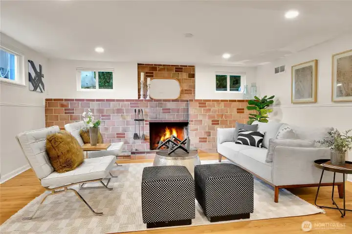 Lower level bonus room