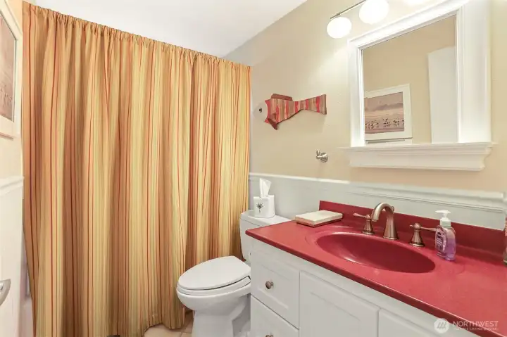 2nd updated full bathroom