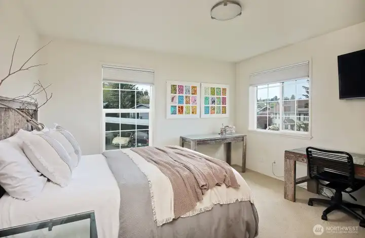 Second bedroom with a walk-in-closet. Great views of the star-filled sky from this bedroom!