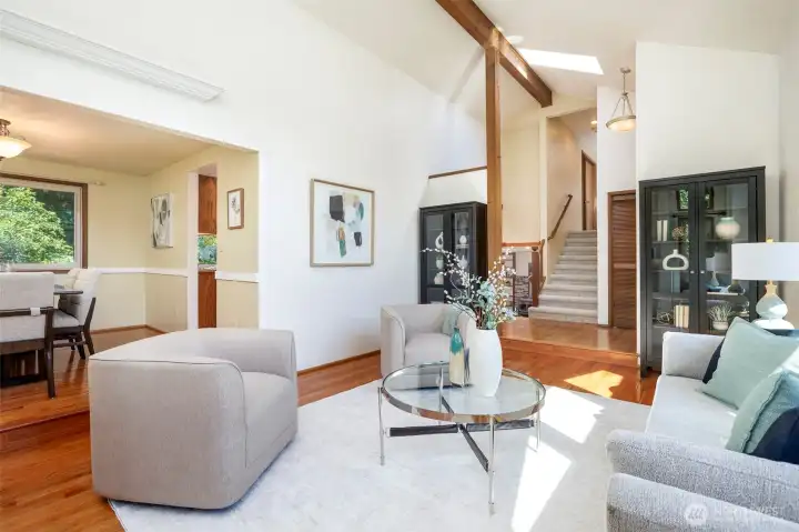 Vaulted ceiling with open-beam ceiling