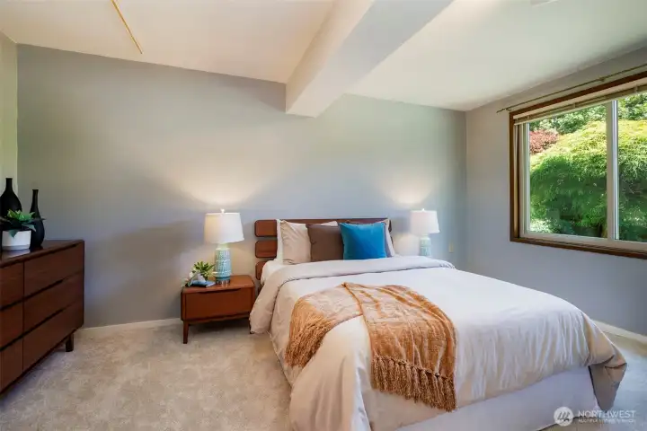 Main floor 4th bedroom