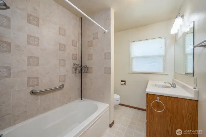 Full bathroom