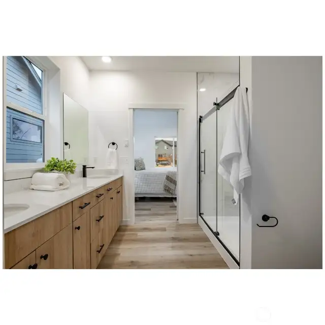 Primary en-suite.