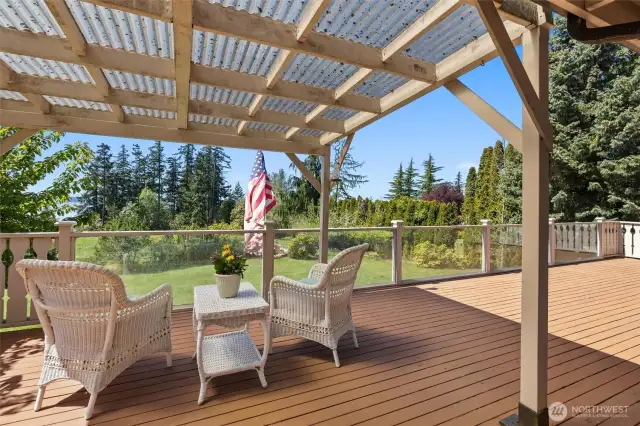 Sip your favorite beverage while looking out to this beautiful property and view!