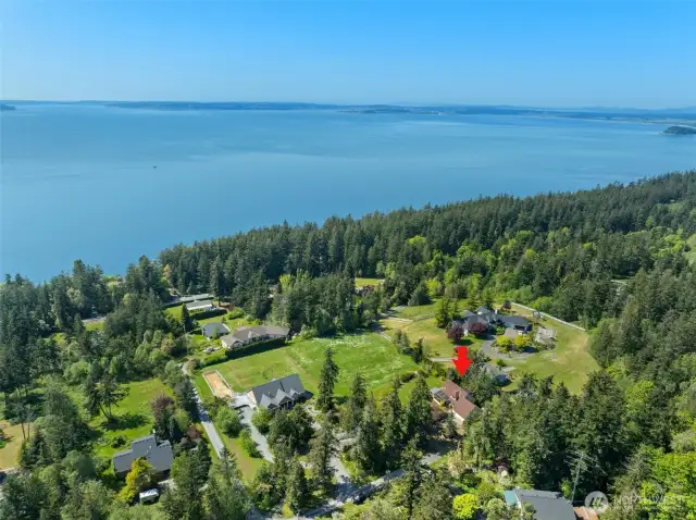 Close by incredible beaches on no ferry Camano Island!