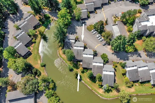Aerial of the townhome. Great lakefront location.