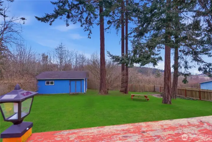 Here is a place to store all of your lawn equipment and toys in this 20x24 shop.