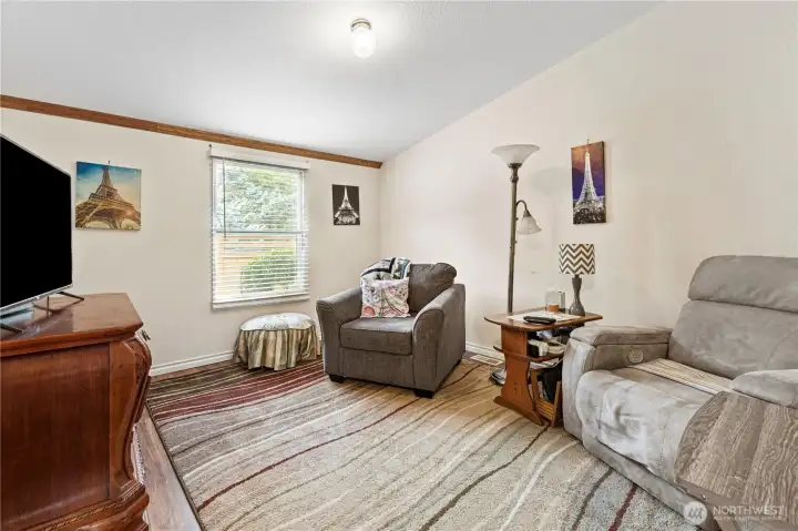 Bonus room or office