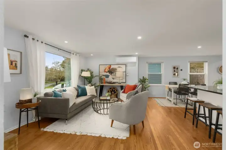 Oak Hardwood Floors Throughout - Installed in 2021