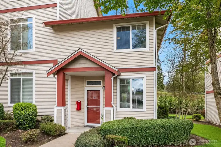 End Unit Townhouse Style