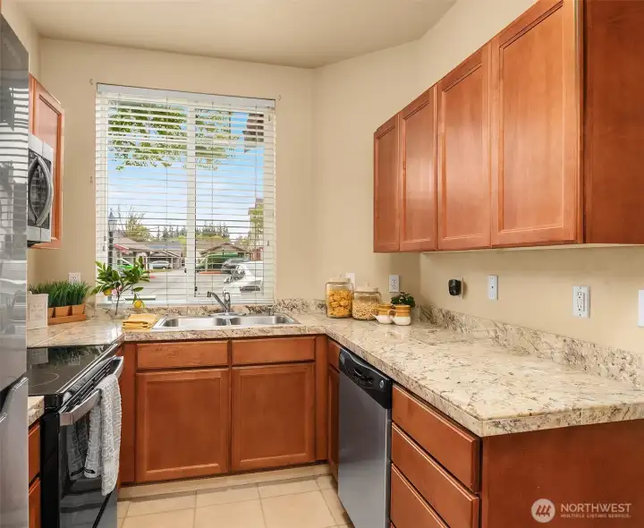 Granite Countertops and Natural Light!