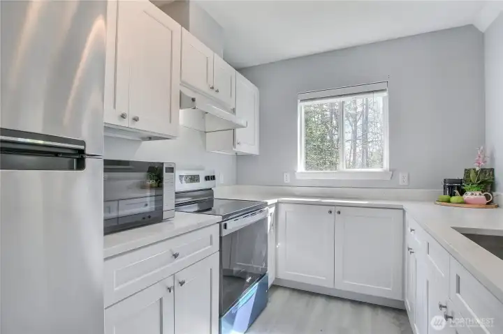 Updated kitchen with new appliances