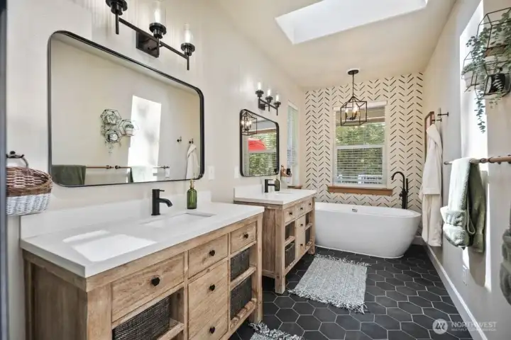Soaking tub, private views and an updated ensuite retreat