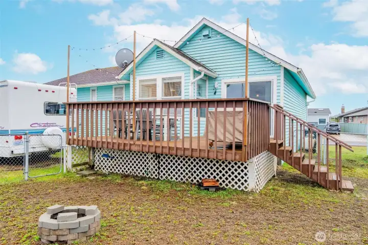 good size deck