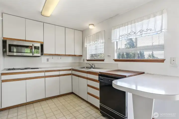 Kitchen needs a makeover.