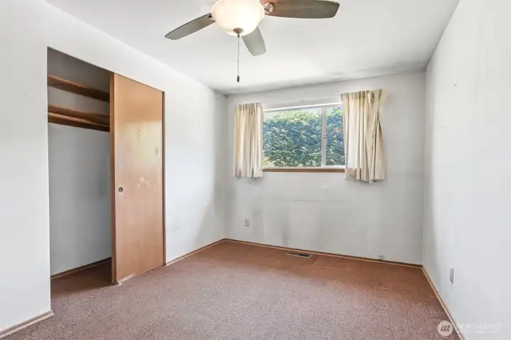Third upstairs bedroom.