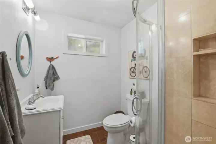 Here is the downstairs bathroom. Here is the downstairs bathroom.