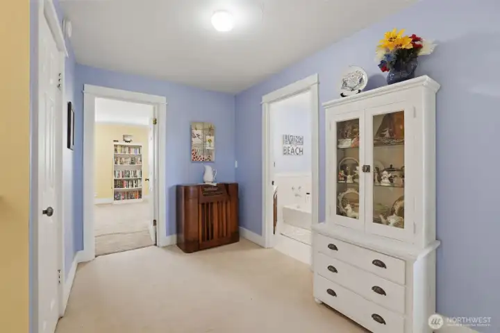 A view of the upstairs landing/hallway area to 2 bedrooms and 1 bathroom. You can see how spacious the area it. A view of the upstairs landing/hallway area to 2 bedrooms and 1 bathroom. You can see how spacious the area it.