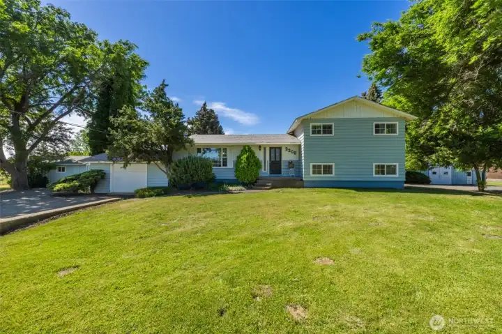 Here is a great view to show you how large the front yard it to the home. Here is a great view to show you how large the front yard it to the home.