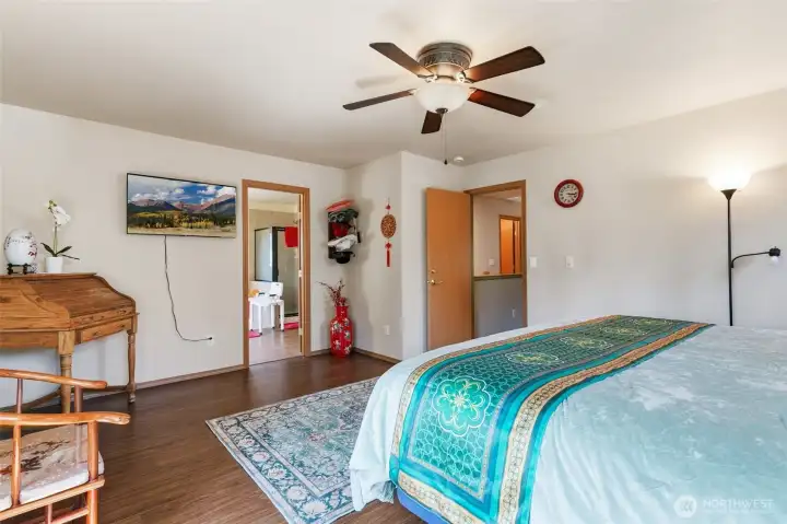 Primary with ceiling fan Primary with ceiling fan