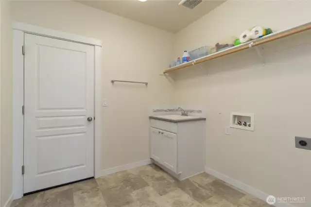 Laundry / Utilites with sink