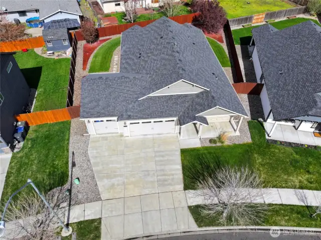 Insulated & extended triple car garage