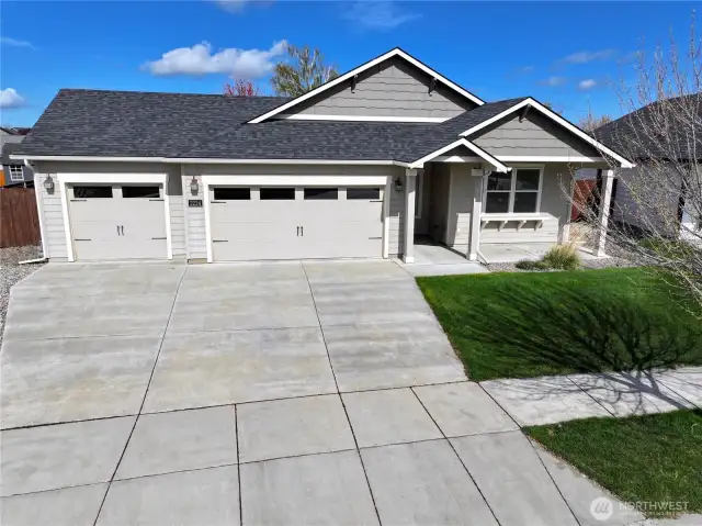 SIngle level -easy living!