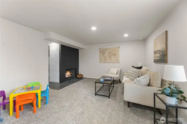 Downstairs potential for separate living area