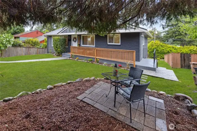 Mature landscaping