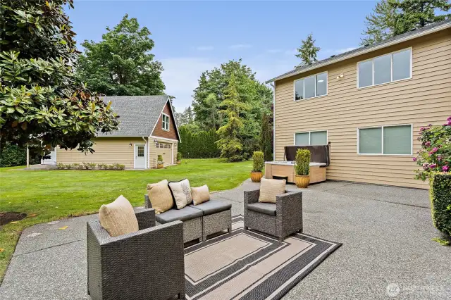Large back patio, perfect for entertaining!