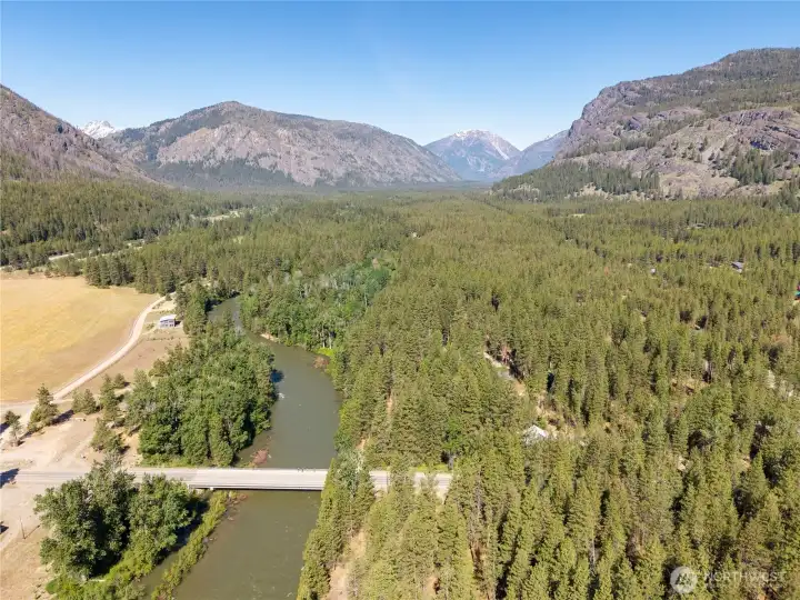 Aerial perspective showing surrounding area