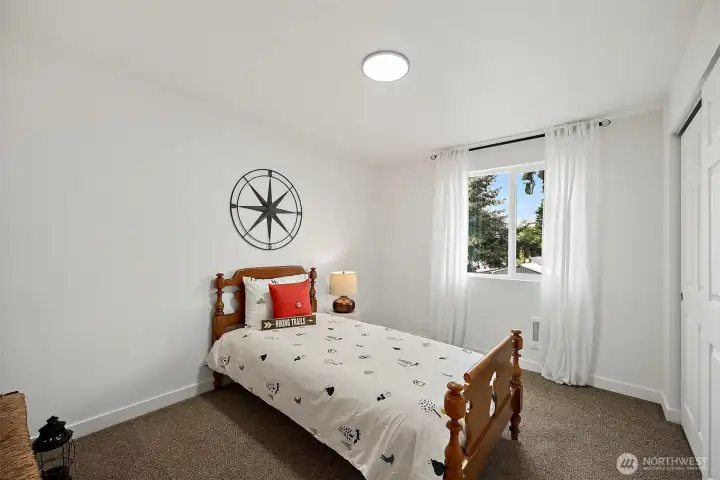 Upstairs bedroom #2