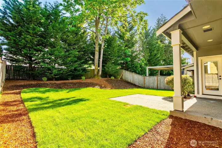Large usable outdoor space