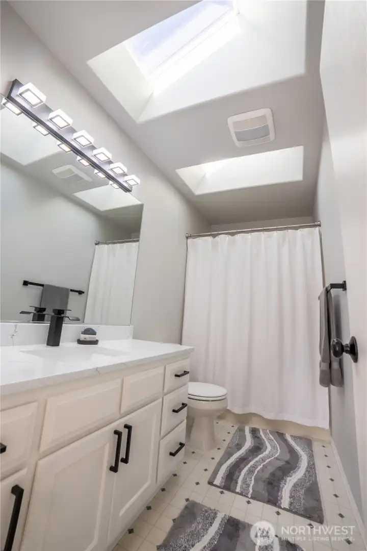 2nd bath with skylights 2nd bath with skylights