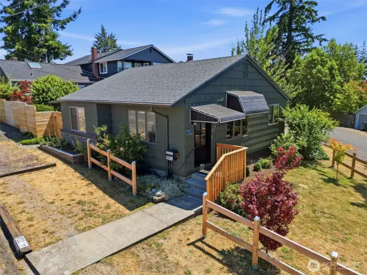 Welcome Home to 922 Pitt Ave, Bremerton, WA 98310! Welcome Home to 922 Pitt Ave, Bremerton, WA 98310!
