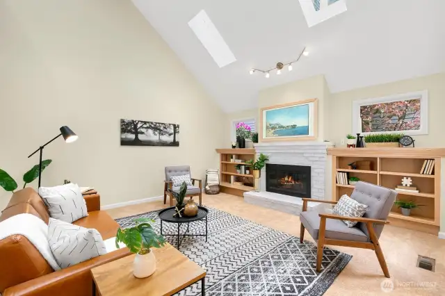Family Room w/ gas fireplace