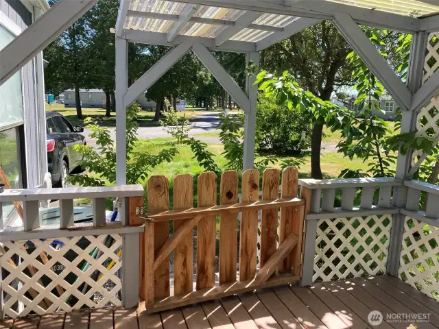 Front deck