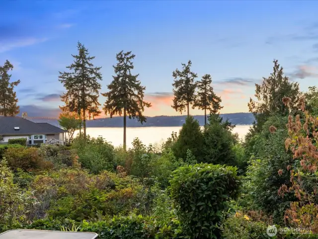Views of Puget Sound, Whidbey Island, Olympic Mountains and Sunsets
