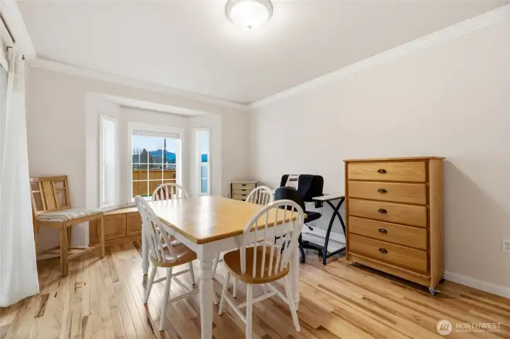 4th bedroom with closet, currently used as a craft room
