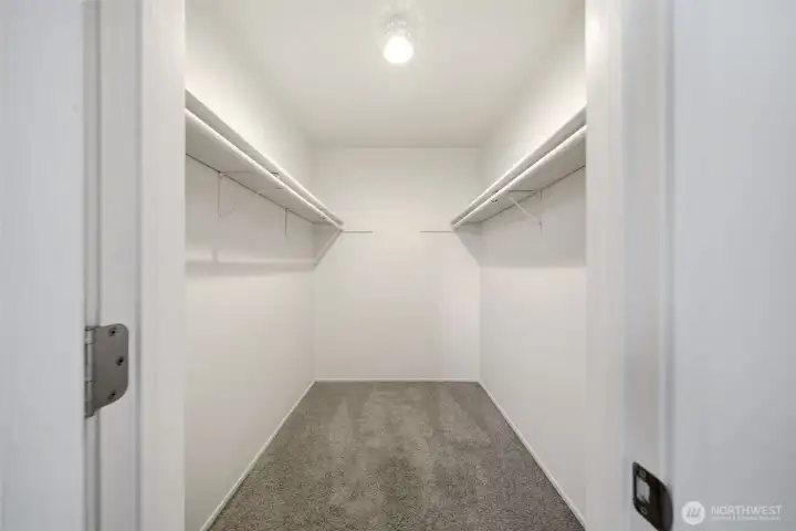 Owner's Suite Bedroom - Walk-in Closet