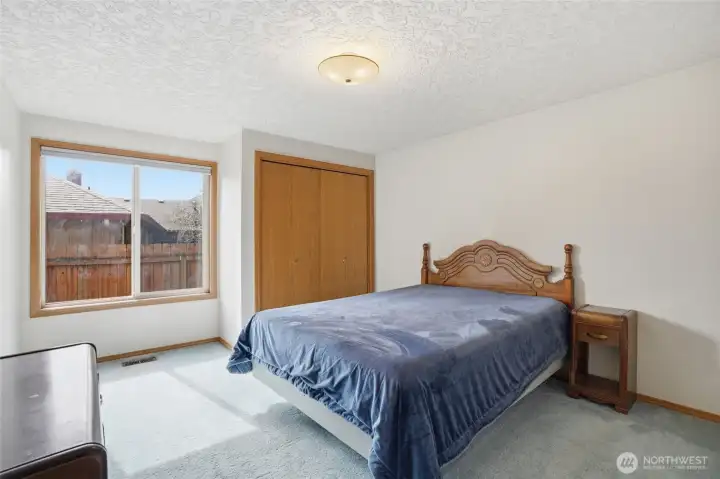 Third bedroom, closet, carpet