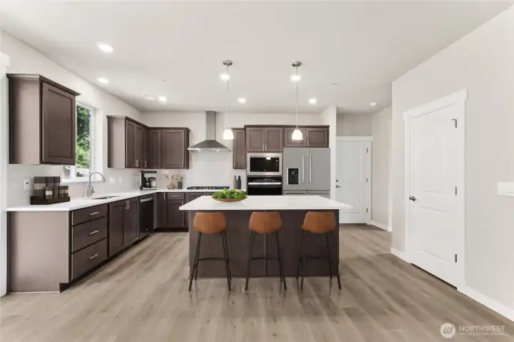 What's for dinner? Virtually stagged. Photo's are for representational purposes only. Colors and finishes may differ.