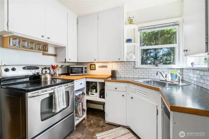 You'll love looking east toward the Cascades while working at the sink.