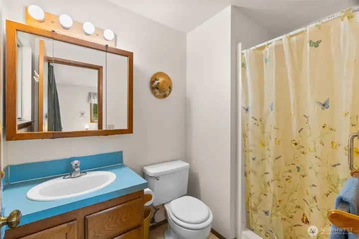 3/4 bath off primary bedroom 3/4 bath off primary bedroom