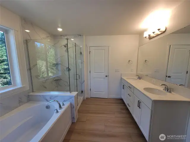 Primary bath