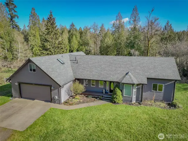 Composite roof, conctrete siding, quality build
