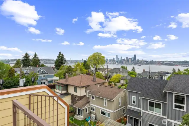 Rooftop Deck looking Northeast